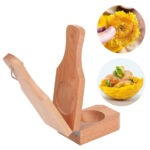 CHUJU New Design Ostonera Plantain Press Heart Shaped 2 in 1 Wooden Green Banana Smasher Maker Mold Kitchenware